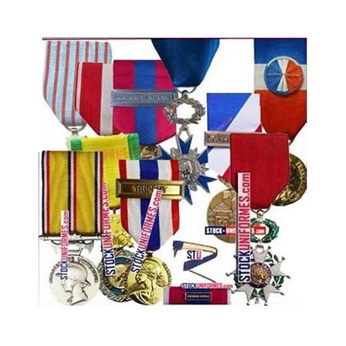 Médailles et décorations militaires et civiles | Primevere.fr